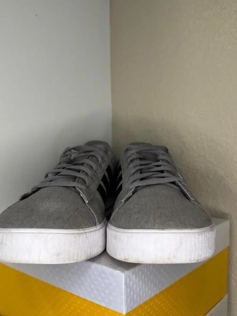 adidas Daily 3.0 Sneakers Men's 13 Gray Canvas Black Stripe Skate Shoes